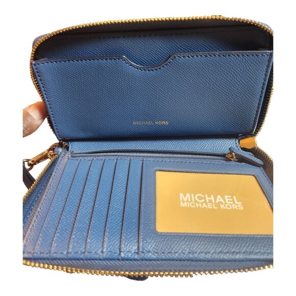 Michael Kors NEW Jet Set Travel Large Flat Multifunction Phone Case Wallet - Picture 2 of 5